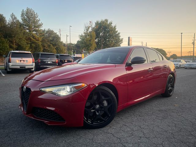 2021 Alfa Romeo Giulia Base