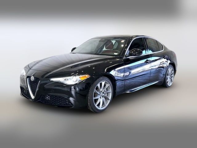 2021 Alfa Romeo Giulia Base