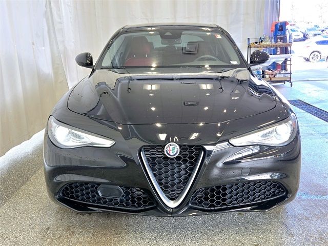 2021 Alfa Romeo Giulia Base