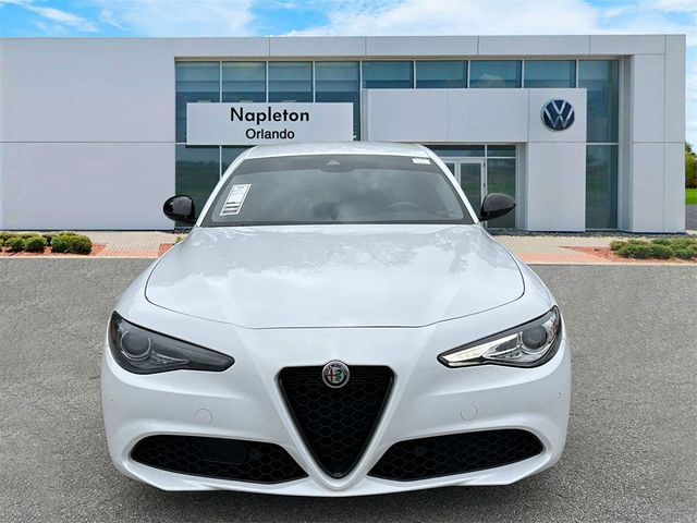 2021 Alfa Romeo Giulia Base