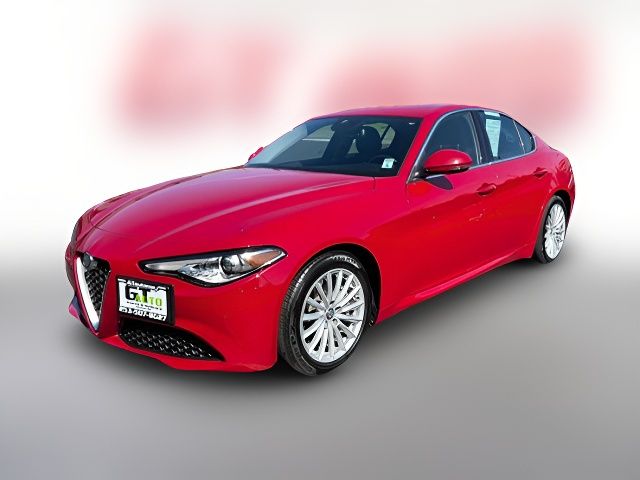 2021 Alfa Romeo Giulia Base