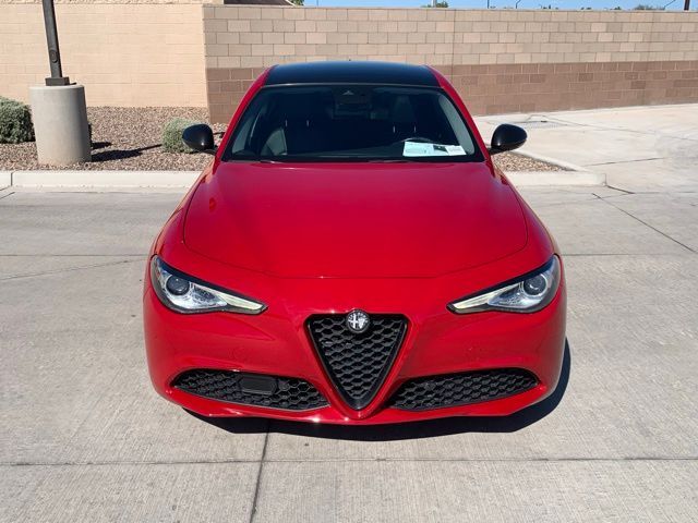 2021 Alfa Romeo Giulia Base