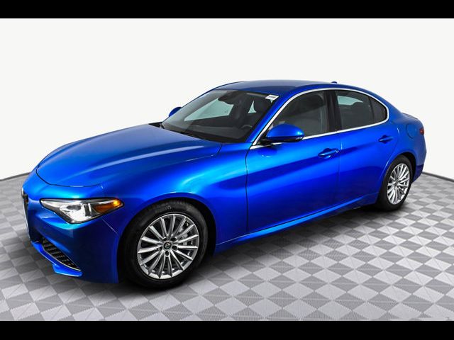 2021 Alfa Romeo Giulia Base