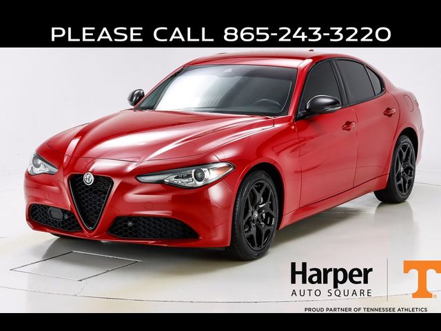 2021 Alfa Romeo Giulia Base