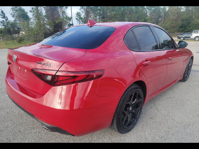 2021 Alfa Romeo Giulia Base