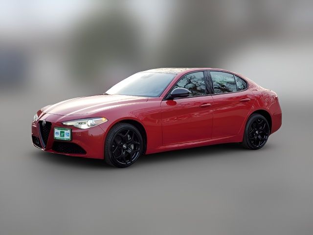 2021 Alfa Romeo Giulia Base