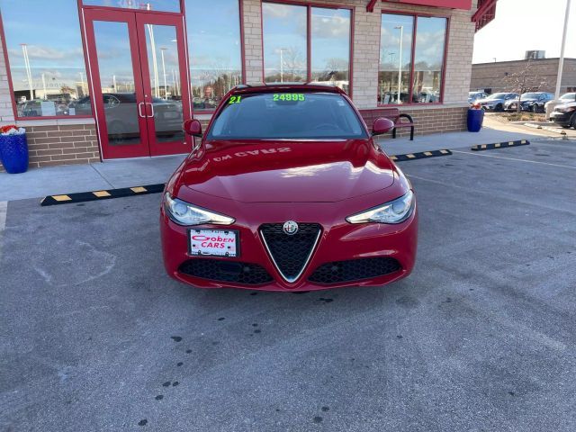 2021 Alfa Romeo Giulia Base