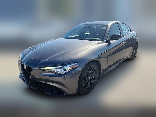 2021 Alfa Romeo Giulia Base