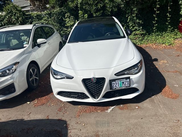 2021 Alfa Romeo Giulia Ti