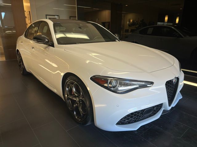 2021 Alfa Romeo Giulia Ti Sport