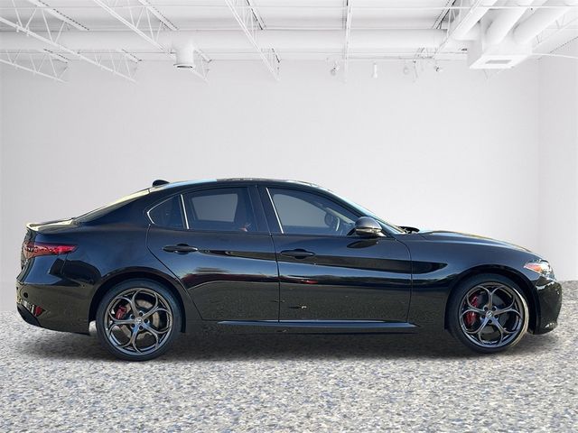 2021 Alfa Romeo Giulia Ti Sport