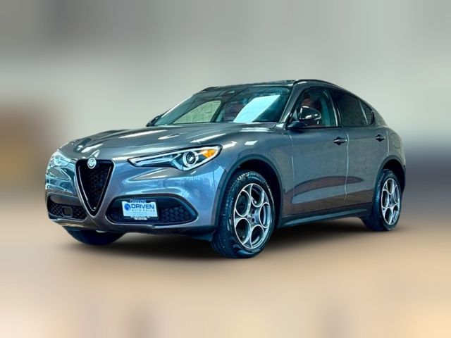 2021 Alfa Romeo Stelvio Base