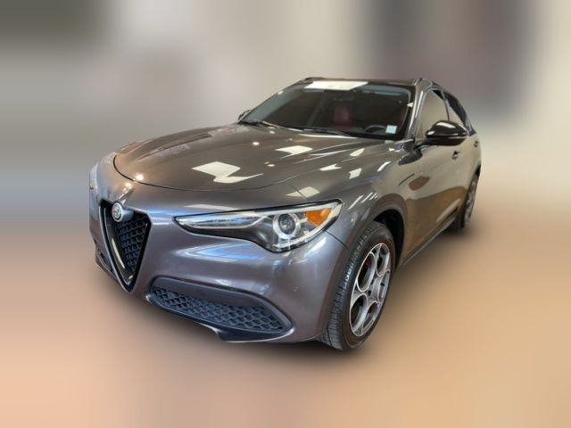 2021 Alfa Romeo Stelvio Base