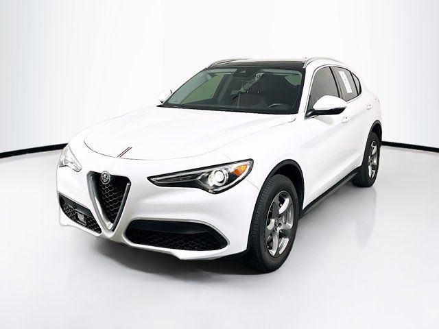 2021 Alfa Romeo Stelvio Base