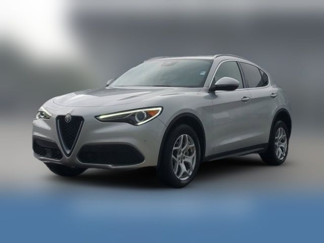 2021 Alfa Romeo Stelvio Base