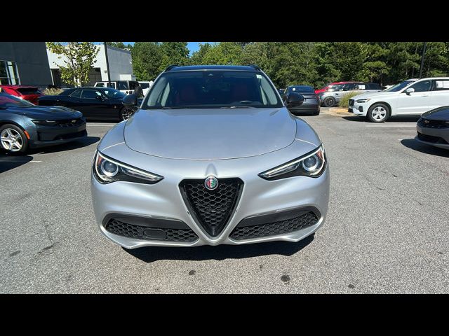 2021 Alfa Romeo Stelvio Base