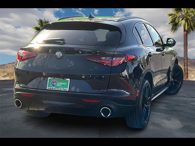 2021 Alfa Romeo Stelvio Base