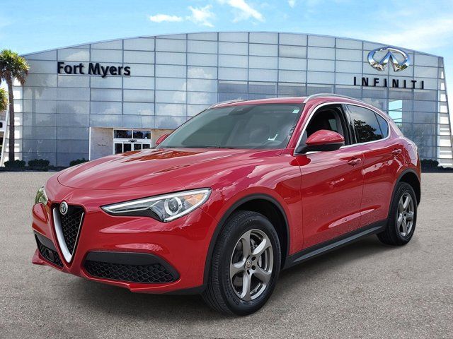 2021 Alfa Romeo Stelvio Base