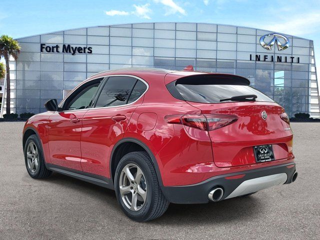 2021 Alfa Romeo Stelvio Base