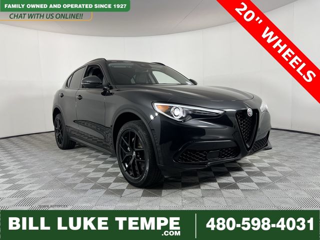 2021 Alfa Romeo Stelvio Base