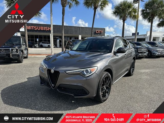 2021 Alfa Romeo Stelvio Base