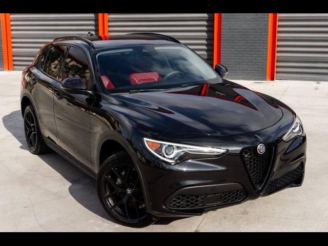 2021 Alfa Romeo Stelvio Base