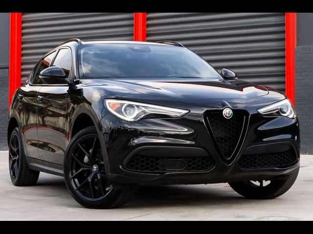 2021 Alfa Romeo Stelvio Base