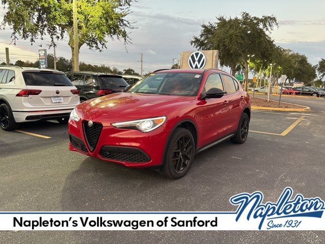 2021 Alfa Romeo Stelvio Base