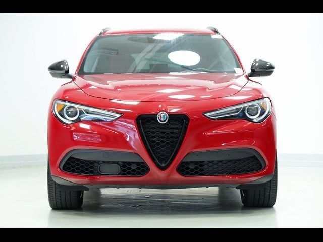 2021 Alfa Romeo Stelvio Base