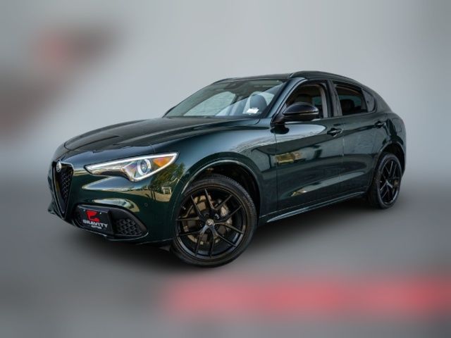 2021 Alfa Romeo Stelvio Base