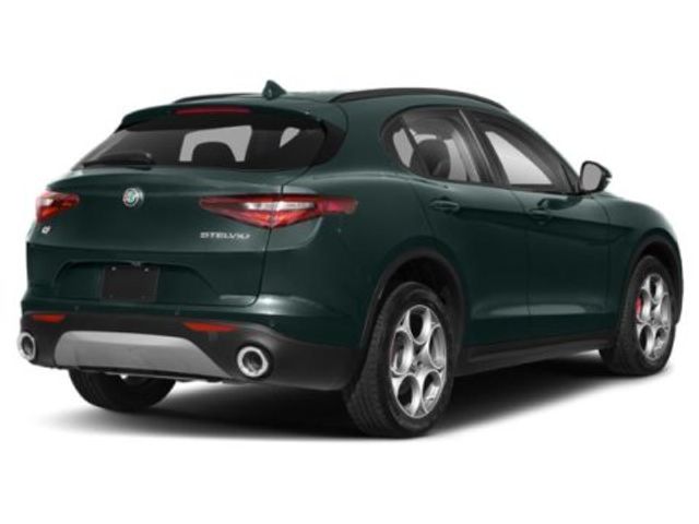 2021 Alfa Romeo Stelvio Base