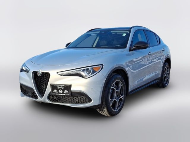 2021 Alfa Romeo Stelvio Base