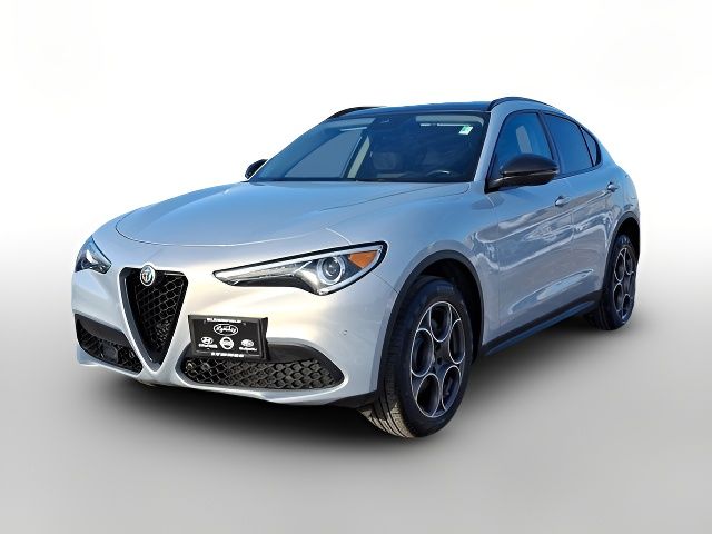 2021 Alfa Romeo Stelvio Base