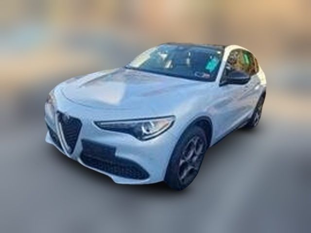 2021 Alfa Romeo Stelvio Base