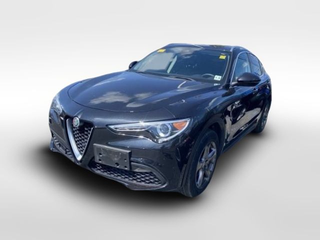 2021 Alfa Romeo Stelvio Base