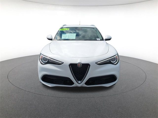 2021 Alfa Romeo Stelvio Base