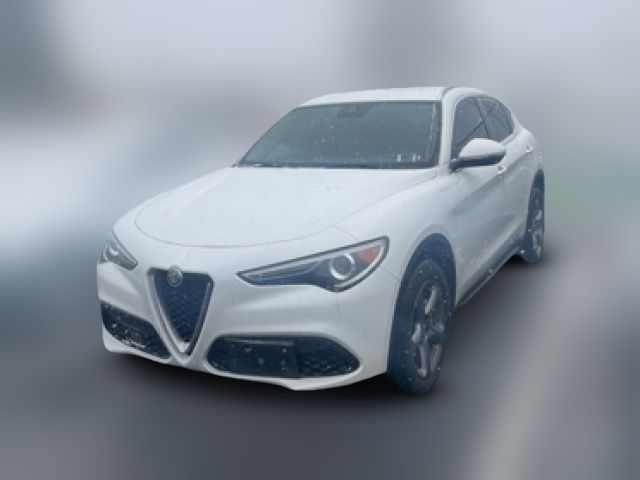 2021 Alfa Romeo Stelvio Base