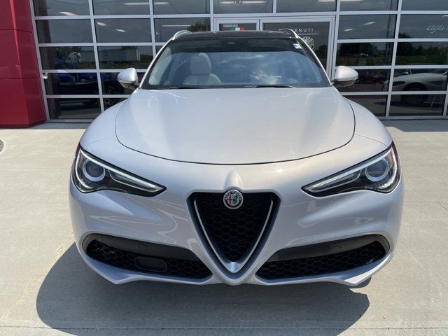 2021 Alfa Romeo Stelvio Base