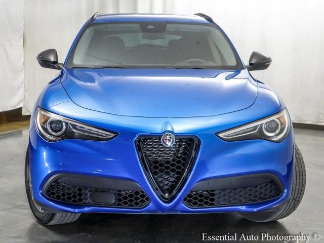 2021 Alfa Romeo Stelvio Base