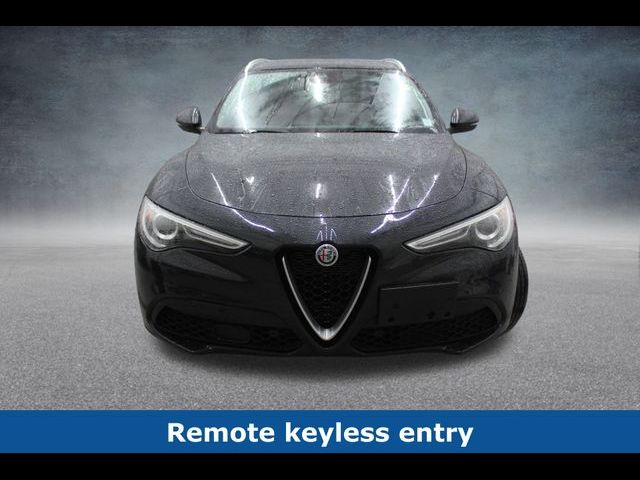 2021 Alfa Romeo Stelvio Base