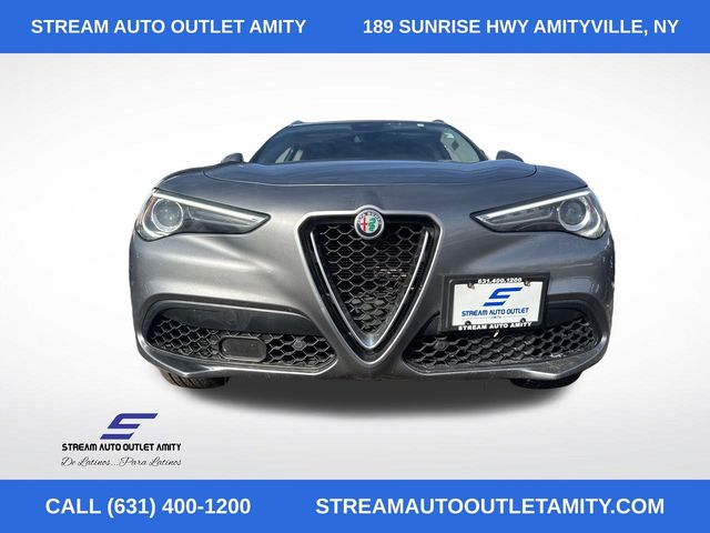 2021 Alfa Romeo Stelvio Base