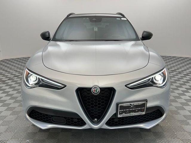 2021 Alfa Romeo Stelvio Base