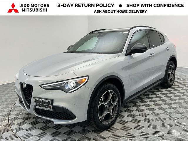 2021 Alfa Romeo Stelvio Base