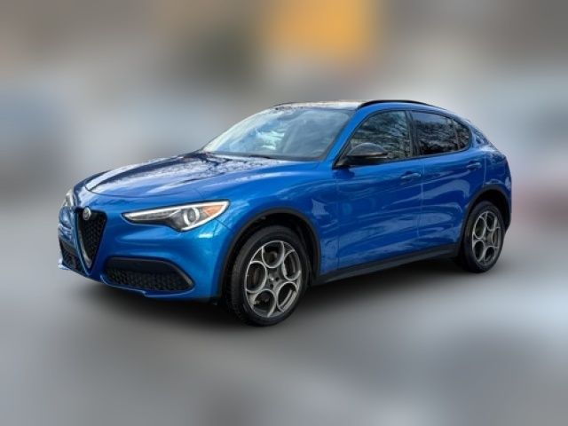 2021 Alfa Romeo Stelvio Base