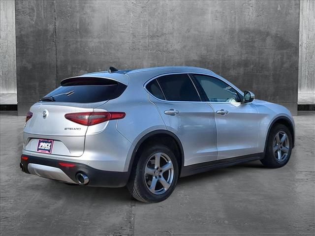 2021 Alfa Romeo Stelvio Base