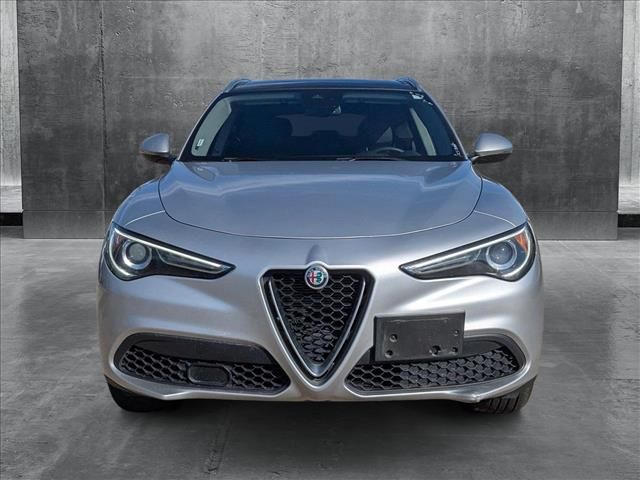 2021 Alfa Romeo Stelvio Base