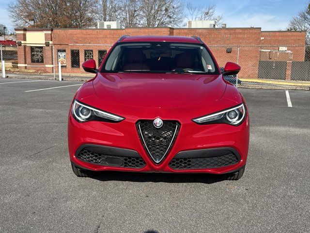 2021 Alfa Romeo Stelvio Base