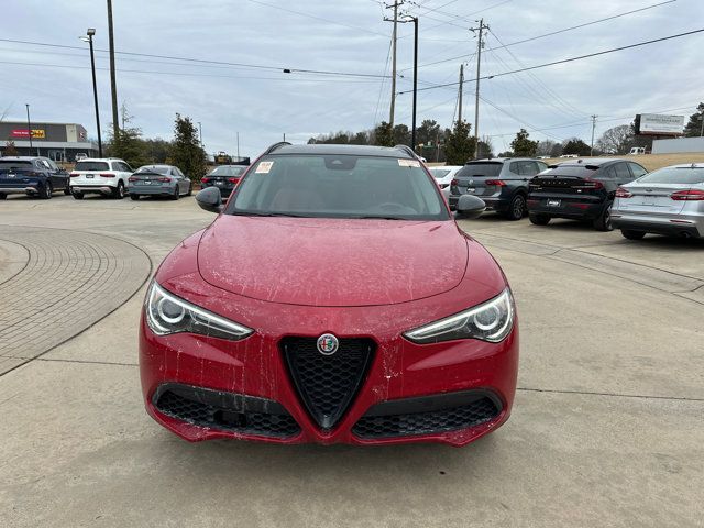 2021 Alfa Romeo Stelvio Base