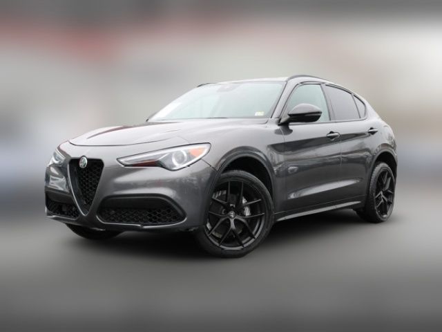 2021 Alfa Romeo Stelvio Base