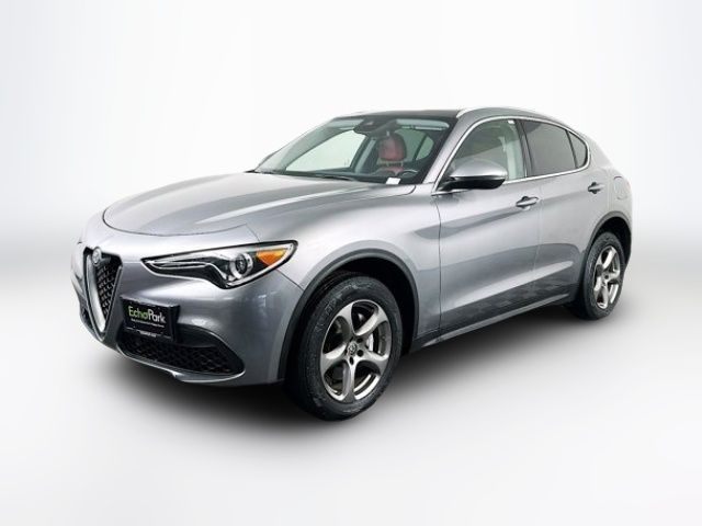 2021 Alfa Romeo Stelvio Base